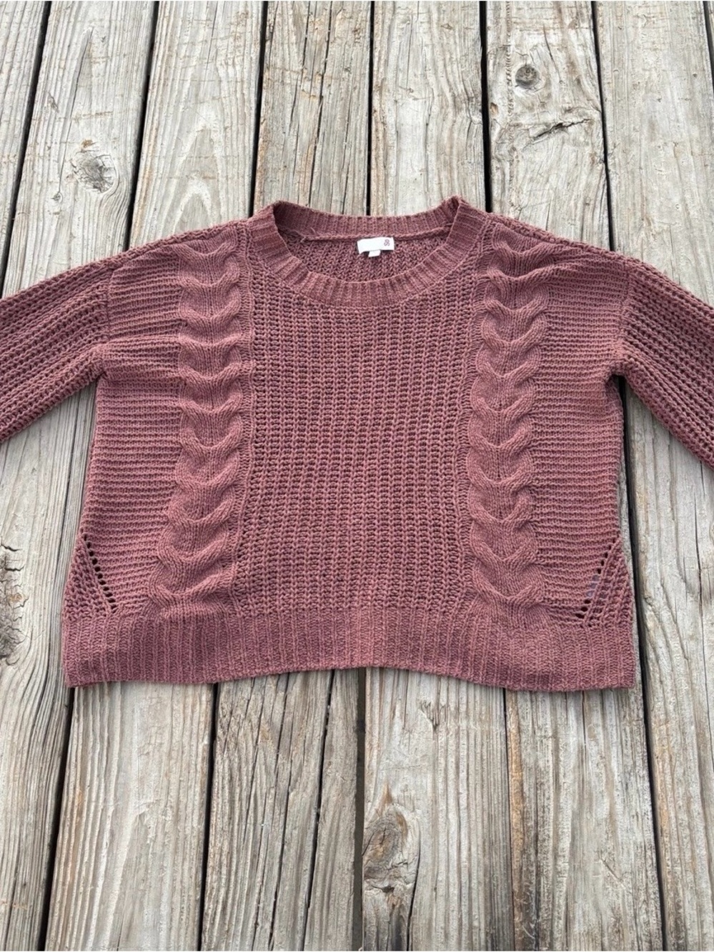 SO Mauve Cable-Stitch Crewneck Crop Sweater